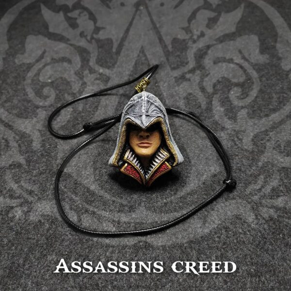 گردنبند رزینی Assassins CREED