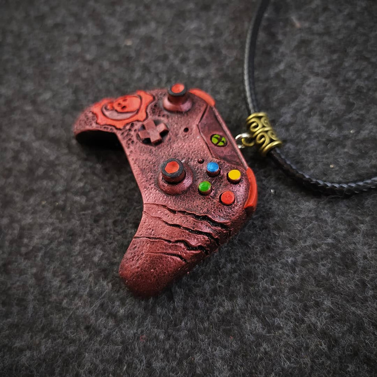 گردنبند رزینی طرح دسته بازی ایکس باکس XBox controller