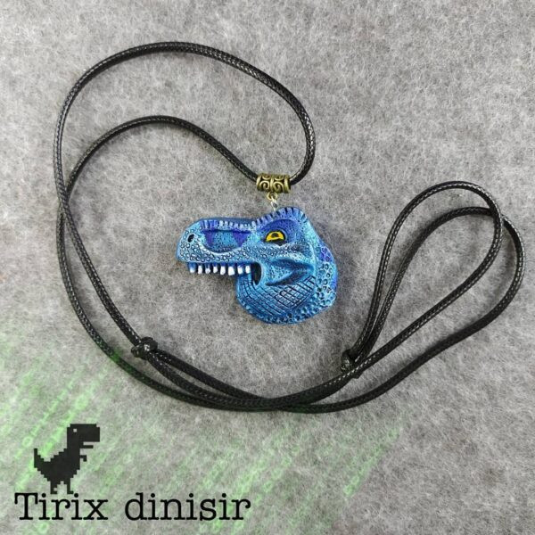 گردنبند رزینی طرح آبی Tirix dinisir
